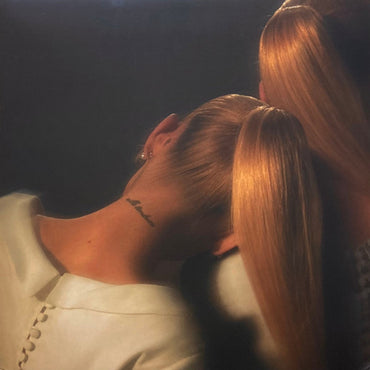 أريانا غراندي - إيترنال سانشاين (أحمر ياقوتي شفاف، غلاف حصري رقم 2) - ألبوم