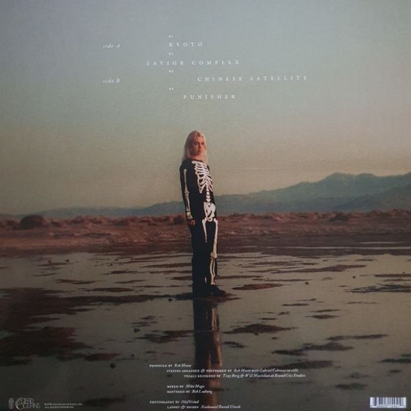 فيبي بريدجرز وروب موس - القاتل المقلد - ألبوم