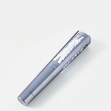 عصا الإضاءة الرسمية من LE SSERAFIM