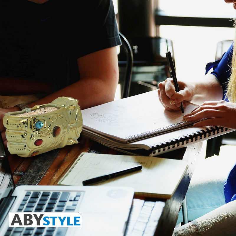 كوب سيراميك ثلاثي الأبعاد بتصميم قفاز ثانوس اللانهائي، مرخص من مارفل، مطلي بالكروم الذهبي، سعة 350 مل