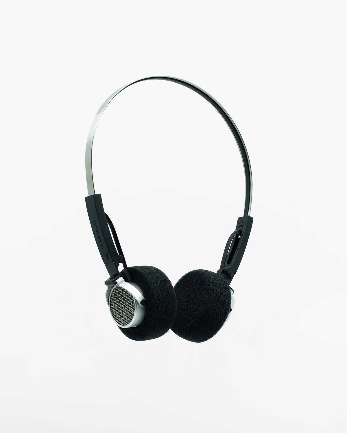 We Are Rewind EQ-002 Freddie Retro Wireless Headphones with Bluetooth 6.0