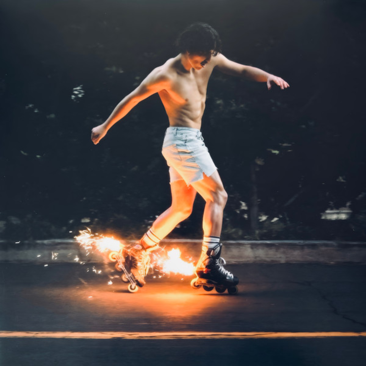 بينسون بون - ألعاب نارية وأحذية التزلج (إصدار محدود من الفينيل الشفاف) - ألبوم