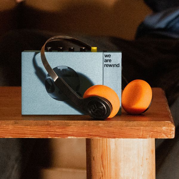 مشغل كاسيت بلوتوث محمول (إصدار محدود) - آمي