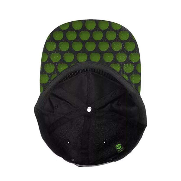 قبعة سناباك بشعار فرقة البيتلز على شكل تفاحة