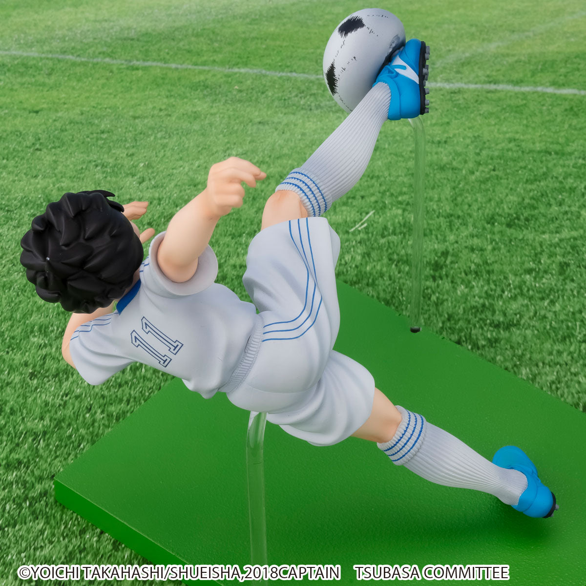 Taro Misaki Shooting Pose 13cm Figure Design Captain Tsubasa Licensed